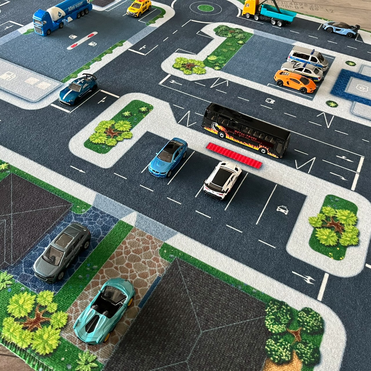 Allayu Kinder Spielteppich 80x120cm - Straßenmatte Mit Verkehrsmotiv | Rutschfest & Waschbar